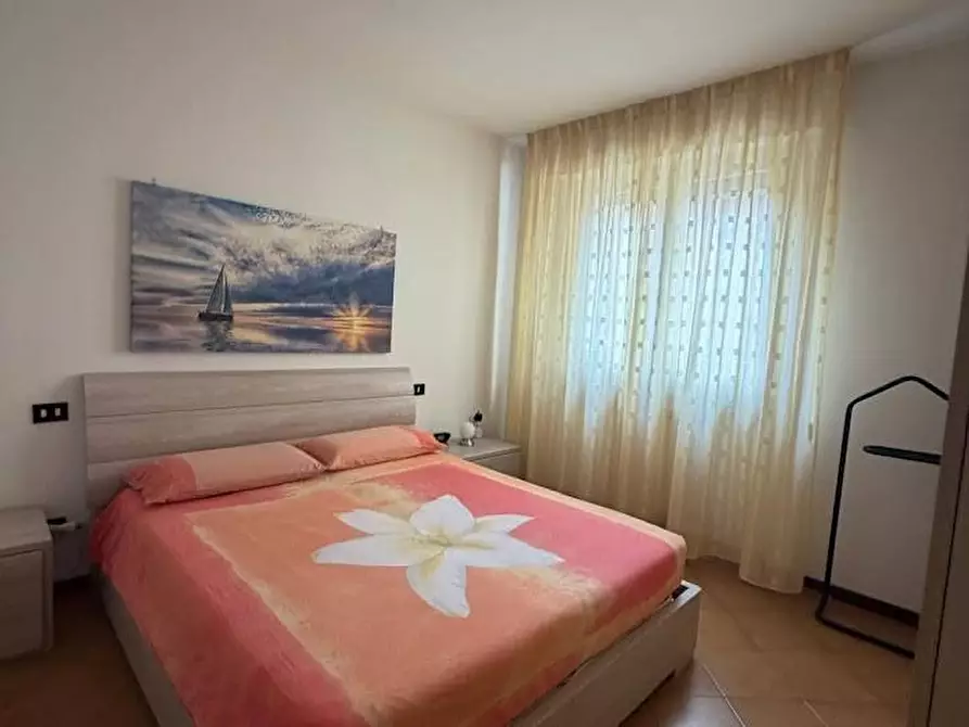 Immagine 4 di Appartamento in vendita  a Carrara