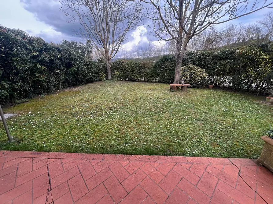 Immagine 25 di Appartamento in vendita  a Vinci