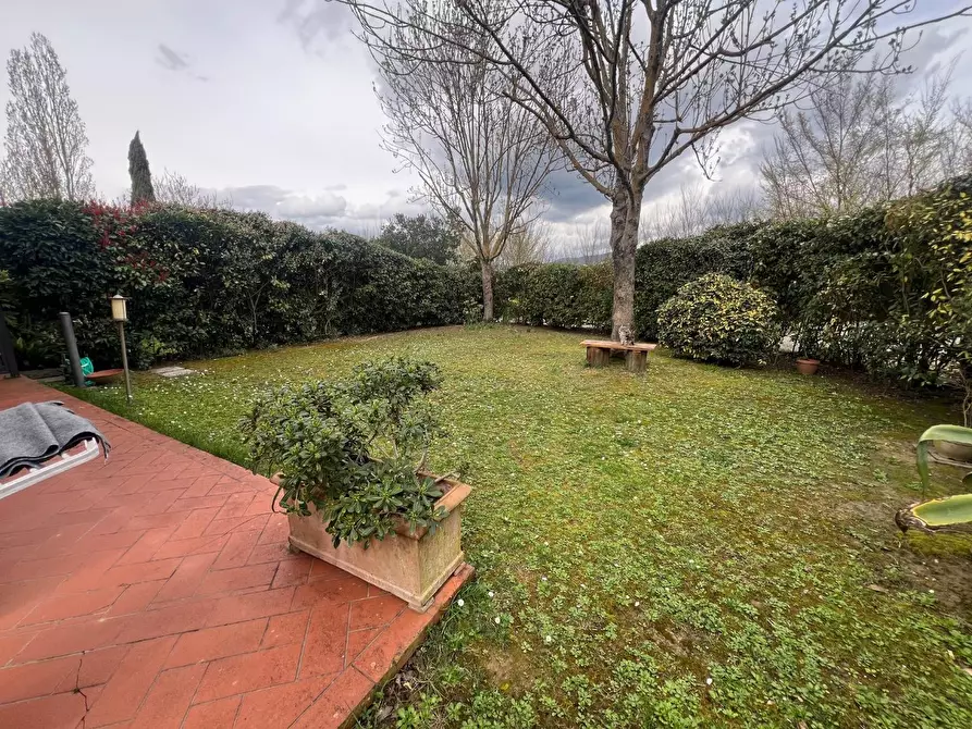 Immagine 27 di Appartamento in vendita  a Vinci