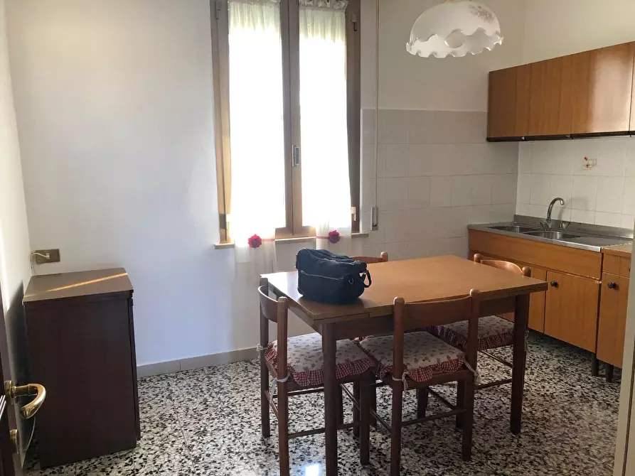 Immagine 5 di Appartamento in vendita  a Pontedera