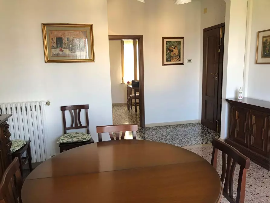 Immagine 1 di Appartamento in vendita  a Pontedera