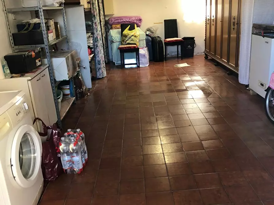 Immagine 13 di Appartamento in vendita  a Pontedera