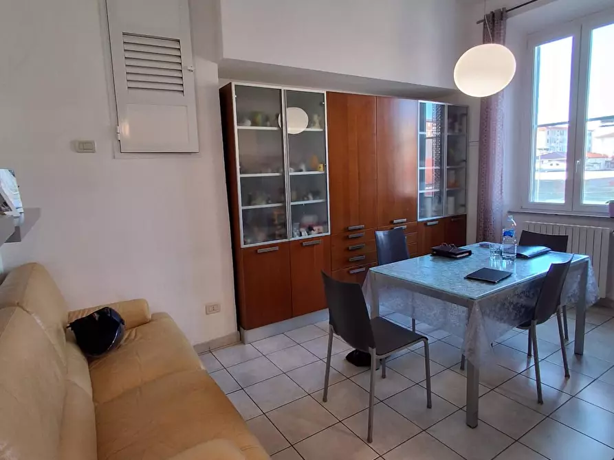 Immagine 1 di Appartamento in vendita  a Livorno