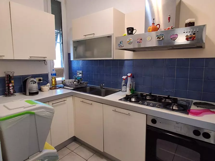 Immagine 3 di Appartamento in vendita  a Livorno