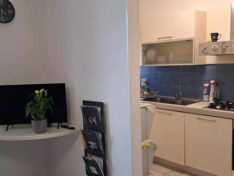 Immagine 2 di Appartamento in vendita  a Livorno