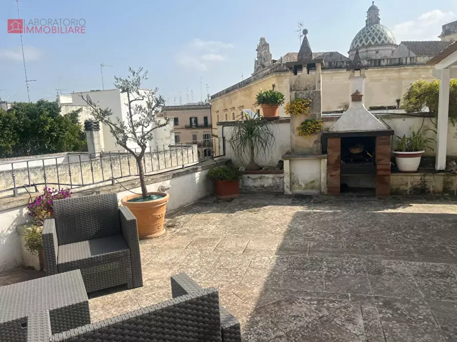 Immagine 42 di Mansarda in vendita  a Lecce