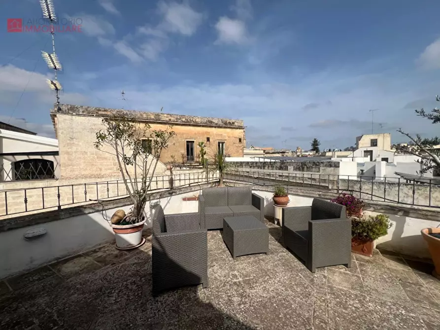 Immagine 9 di Mansarda in vendita  a Lecce