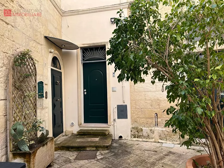 Immagine 12 di Mansarda in vendita  a Lecce