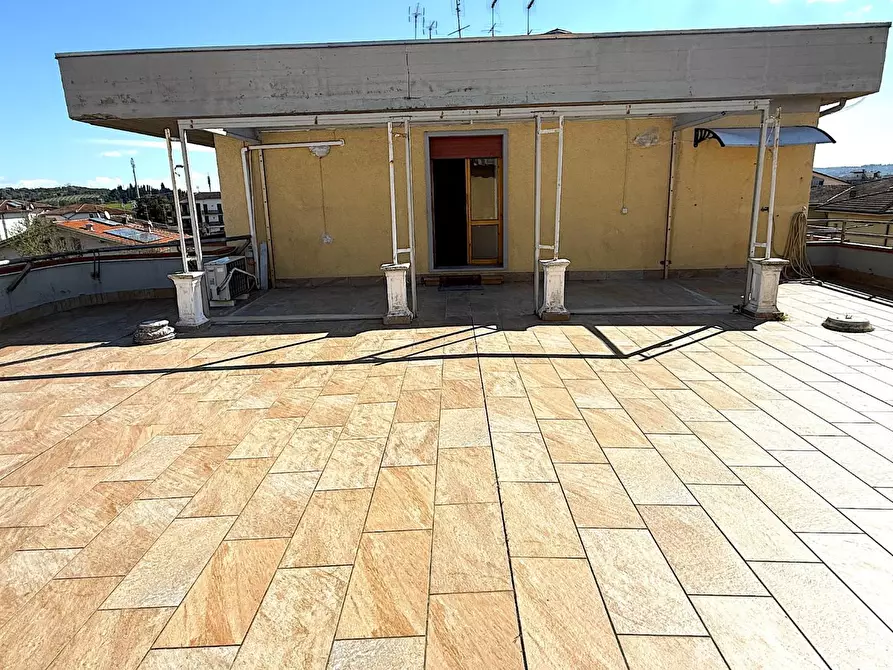 Immagine 15 di Mansarda in vendita  a Vinci