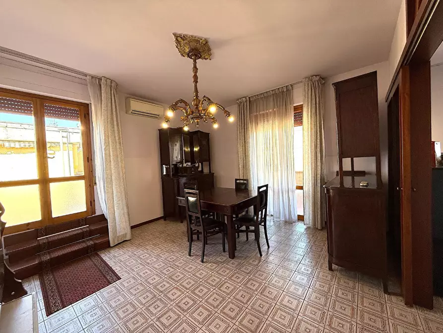 Immagine 1 di Mansarda in vendita  a Vinci