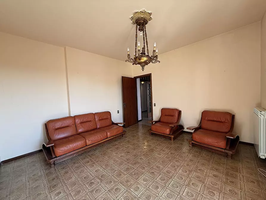 Immagine 9 di Mansarda in vendita  a Vinci