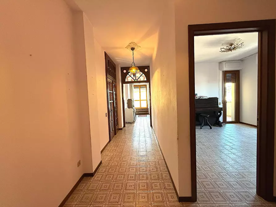 Immagine 12 di Mansarda in vendita  a Vinci