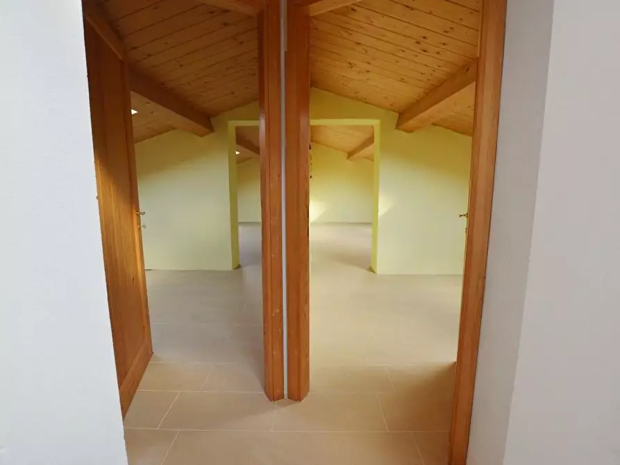 Immagine 19 di Appartamento in vendita  a Capannori