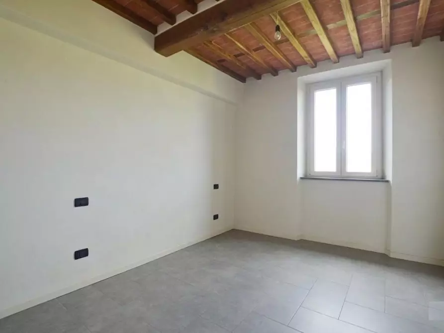 Immagine 15 di Appartamento in vendita  a Capannori