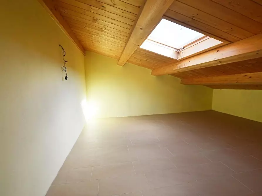 Immagine 21 di Appartamento in vendita  a Capannori