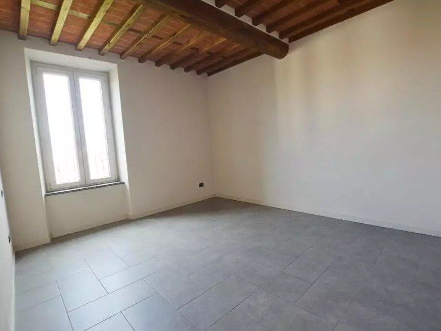 Immagine 12 di Appartamento in vendita  a Capannori