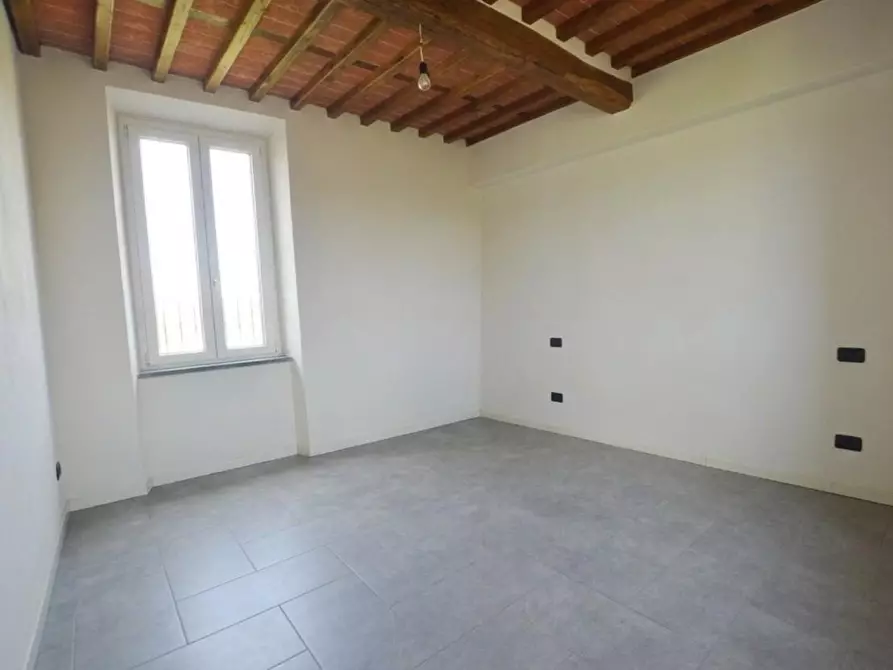 Immagine 14 di Appartamento in vendita  a Capannori