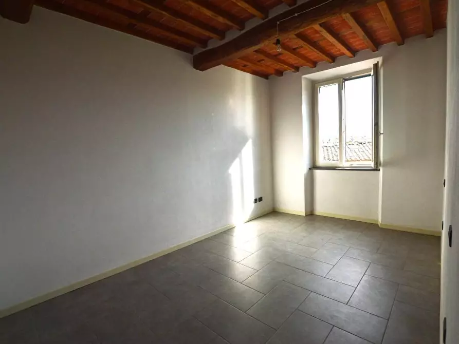 Immagine 16 di Appartamento in vendita  a Capannori