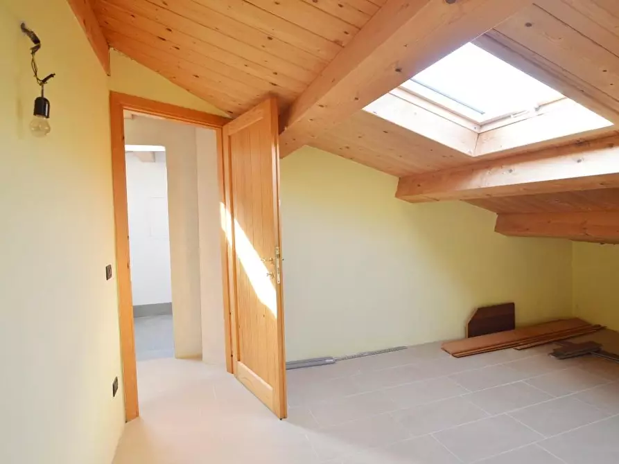 Immagine 23 di Appartamento in vendita  a Capannori