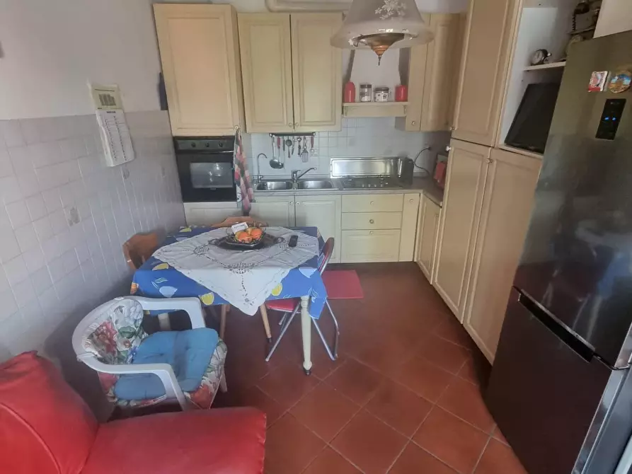 Immagine 12 di Villetta a schiera in vendita  a Massa