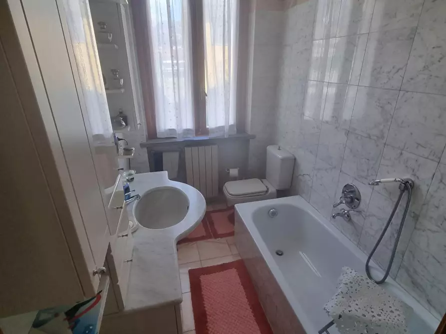 Immagine 20 di Villetta a schiera in vendita  a Massa