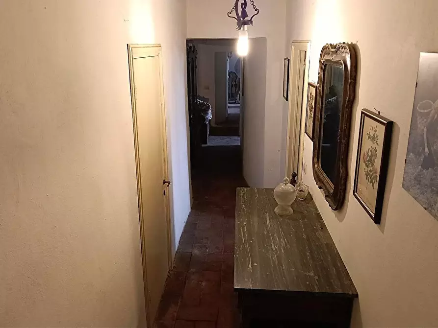 Immagine 15 di Porzione di casa in vendita  a Casole D'elsa