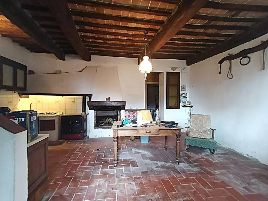 Immagine 7 di Porzione di casa in vendita  a Casole D'elsa