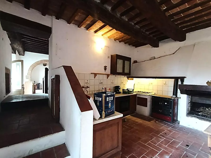 Immagine 9 di Porzione di casa in vendita  a Casole D'elsa