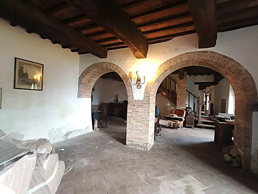 Immagine 5 di Porzione di casa in vendita  a Casole D'elsa