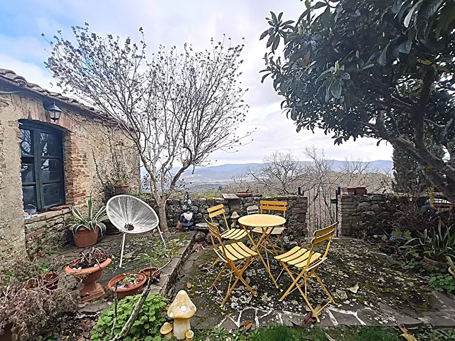 Immagine 4 di Porzione di casa in vendita  a Casole D'elsa