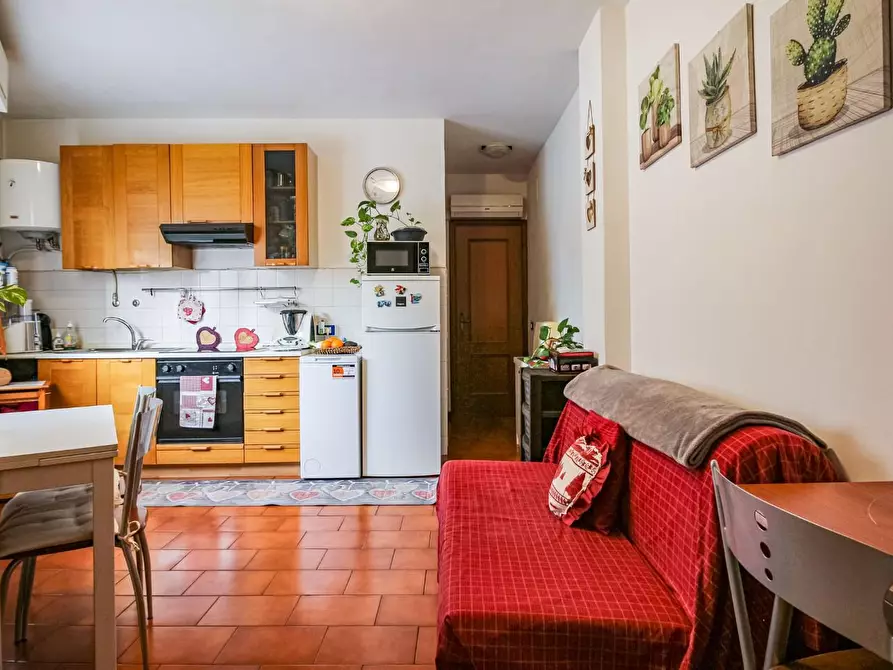 Immagine 5 di Appartamento in vendita  a Pisa