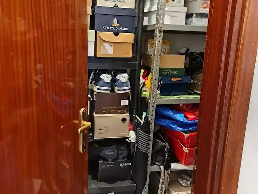 Immagine 22 di Appartamento in vendita  a Carrara