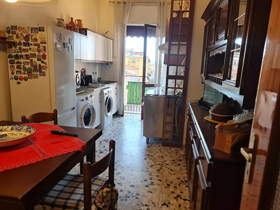 Immagine 5 di Appartamento in vendita  a Carrara