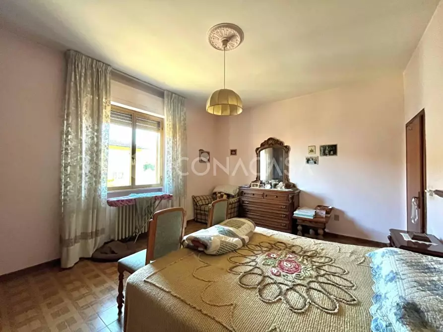 Immagine 28 di Appartamento in vendita  a Montopoli In Val D'arno