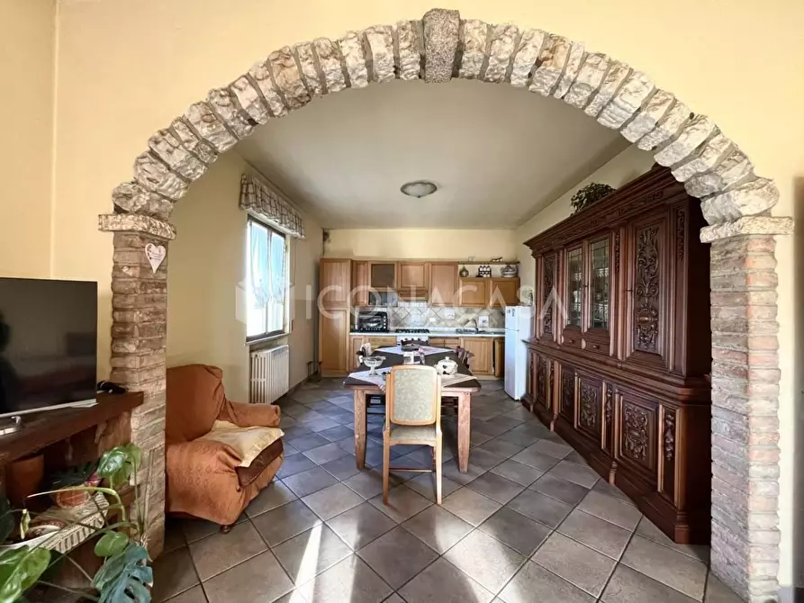 Immagine 11 di Appartamento in vendita  a Montopoli In Val D'arno