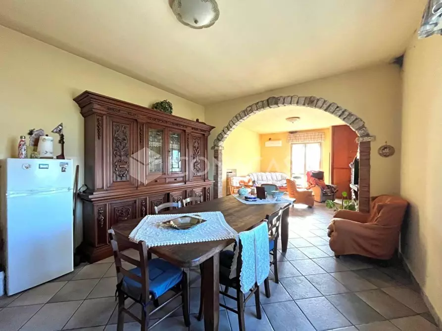 Immagine 9 di Appartamento in vendita  a Montopoli In Val D'arno