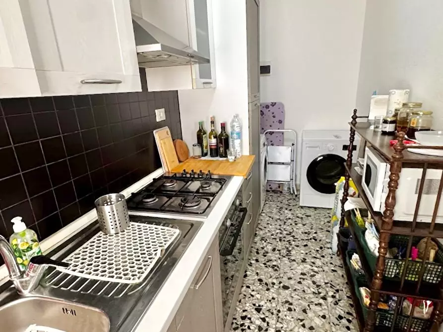 Immagine 11 di Appartamento in affitto  a Pisa