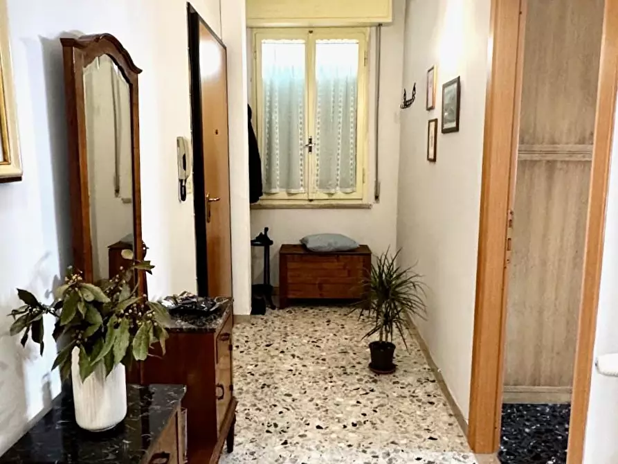 Immagine 18 di Appartamento in affitto  a Pisa