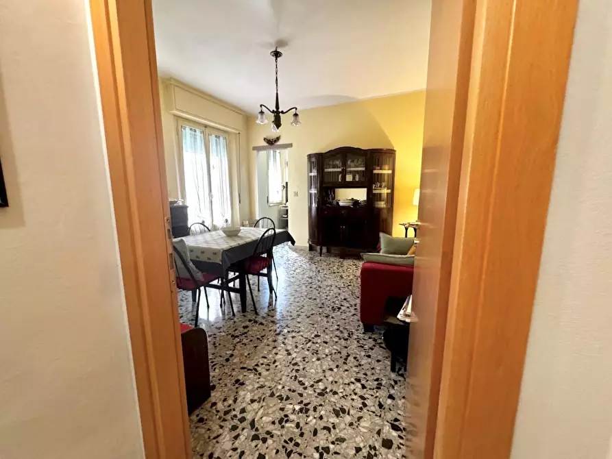 Immagine 17 di Appartamento in affitto  a Pisa