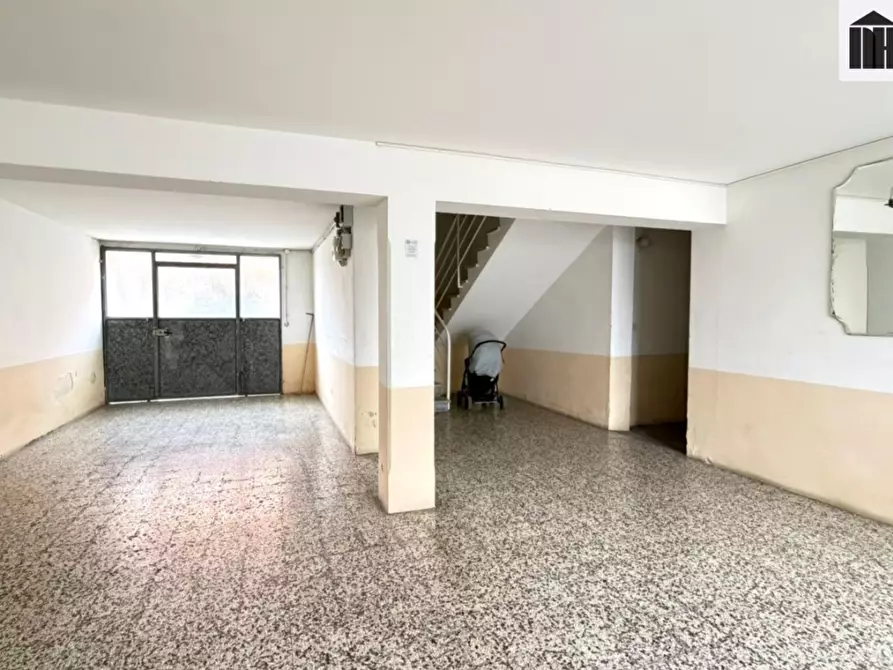 Immagine 19 di Appartamento in vendita  a Santa Croce Sull'arno