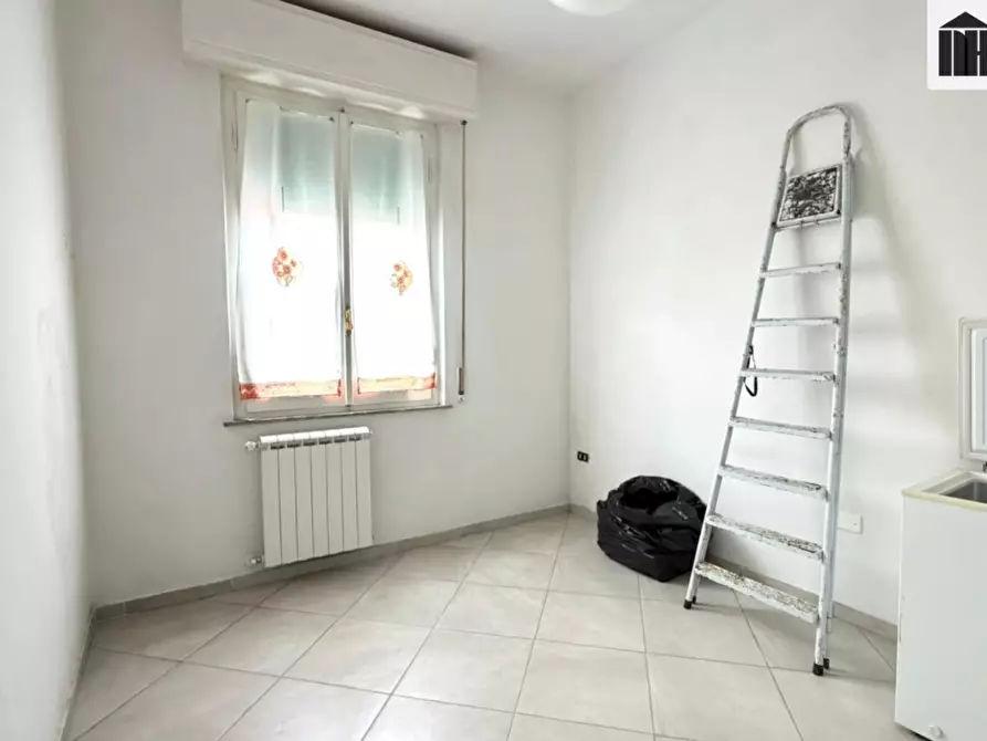 Immagine 17 di Appartamento in vendita  a Santa Croce Sull'arno