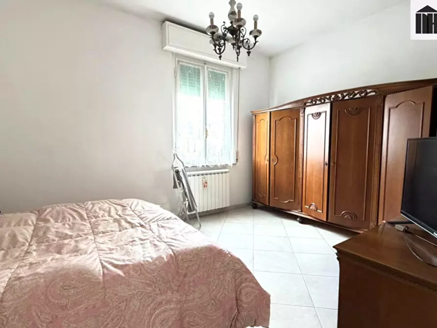 Immagine 10 di Appartamento in vendita  a Santa Croce Sull'arno