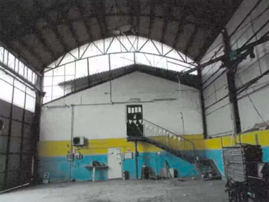 Immagine 3 di Capannone industriale in vendita  a Tortona