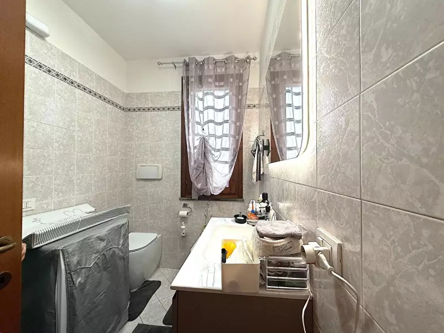 Immagine 11 di Appartamento in vendita  a Empoli