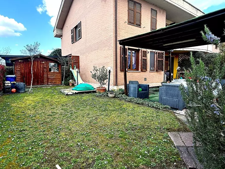 Immagine 16 di Appartamento in vendita  a Empoli