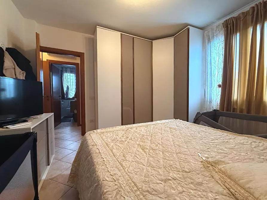 Immagine 10 di Appartamento in vendita  a Empoli