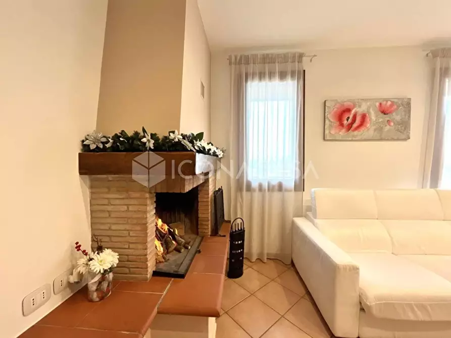 Immagine 16 di Appartamento in vendita  a Montopoli In Val D'arno