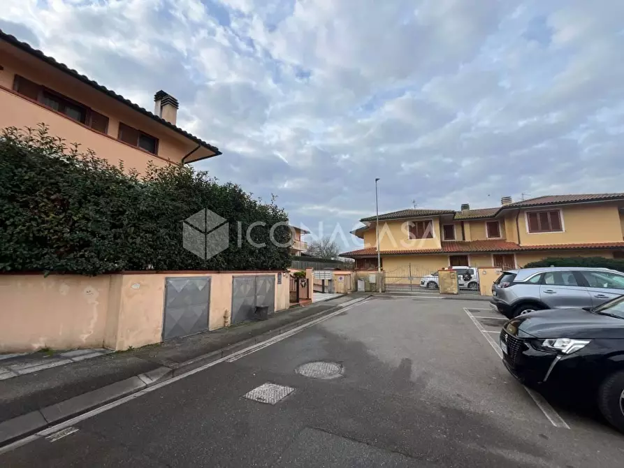 Immagine 21 di Appartamento in vendita  a Montopoli In Val D'arno