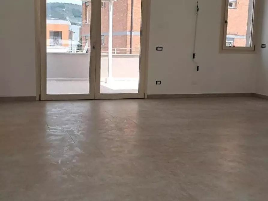 Immagine 5 di Casa trifamiliare in vendita  a Cascina