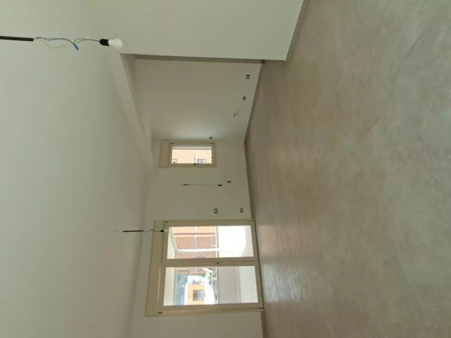 Immagine 14 di Casa trifamiliare in vendita  a Cascina